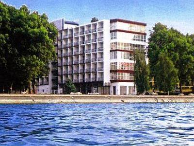 Siofok Hotel Hungaria directly on the sho0re of Lake Balaton - ✔️ Hotel Hungaria** Siofok - Discounted hotel at Lake Balaton