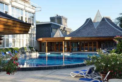 Danubius Health Spa Resort Heviz, thermal hotel at Lake Heviz with own spa center - ✔️ ENSANA Thermal Hotel**** Hévíz - affordable thermal hotel and spa hotel in Heviz