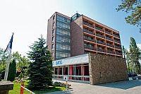 Hotel Napfeny in Balatonlelle, budget hotel at lake Balaton Napfeny Hotel Balatonlelle - hotel in Balatonlelle with half board offers - 