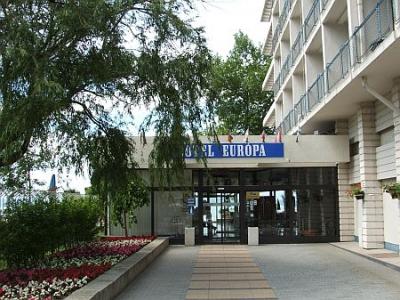 Siofok Hotel Europa - entrance of the hotel at Lake Balaton - Hotel Europa  Siofok** - Cheap hotel in Siofok, Balaton
