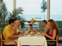 Hotel Europa - breakfastroom at the shore of Lake Balaton