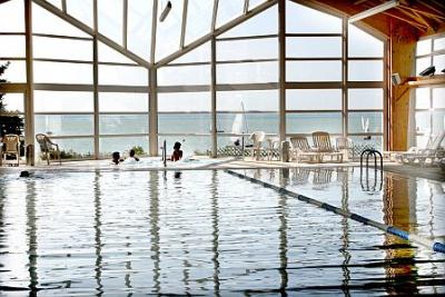 4* Hotel Marina-Port swimming pool for a wellness weekend - Hotel Marina Port**** Balatonkenese - 4-star wellness hotel at Lake Balaton