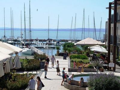 Mediterranean garden in Hotel Golden Resort in Balatonfured - ✔️ Hotel Golden Lake**** Balatonfüred - wellness hotel directly at Lake Balaton