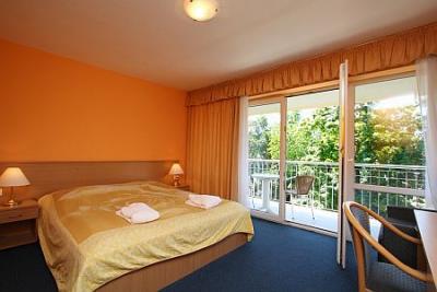 Hotel SunGarden Siofok. Lake Balaton - Hotel Sungarden**** Siofok - Affordable wellness Hotel in Siofok, Balaton