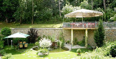 Terrace - Hotel Villa Medici at the foot of Valley Bridge - ✔️ Hotel Villa Medici Veszprem - 4-star hotel in Veszprem