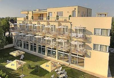 Ket Korona Wellness Hotel in Balatonszarszo, Holiday with the family at Lake Balaton - ✔️ Két Korona Wellness Hotel Balatonszárszó ✔️ Lake Balaton