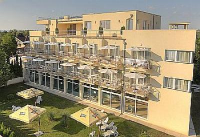 Ket Korona Wellness Hotel in Balatonszarszo, Holiday with the family at Lake Balaton - ✔️ Két Korona Wellness Hotel**** Balatonszarszo - at Lake Balaton