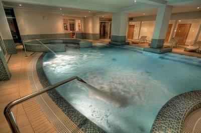 Wellness pool in Ket Korona Conference and Wellness Hotel in Balatonszarszo - ✔️ Két Korona Wellness Hotel Balatonszárszó ✔️ Lake Balaton